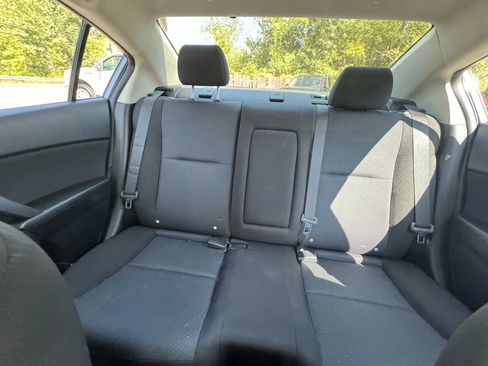 Used 2011 MAZDA MAZDA3 i Touring image 15