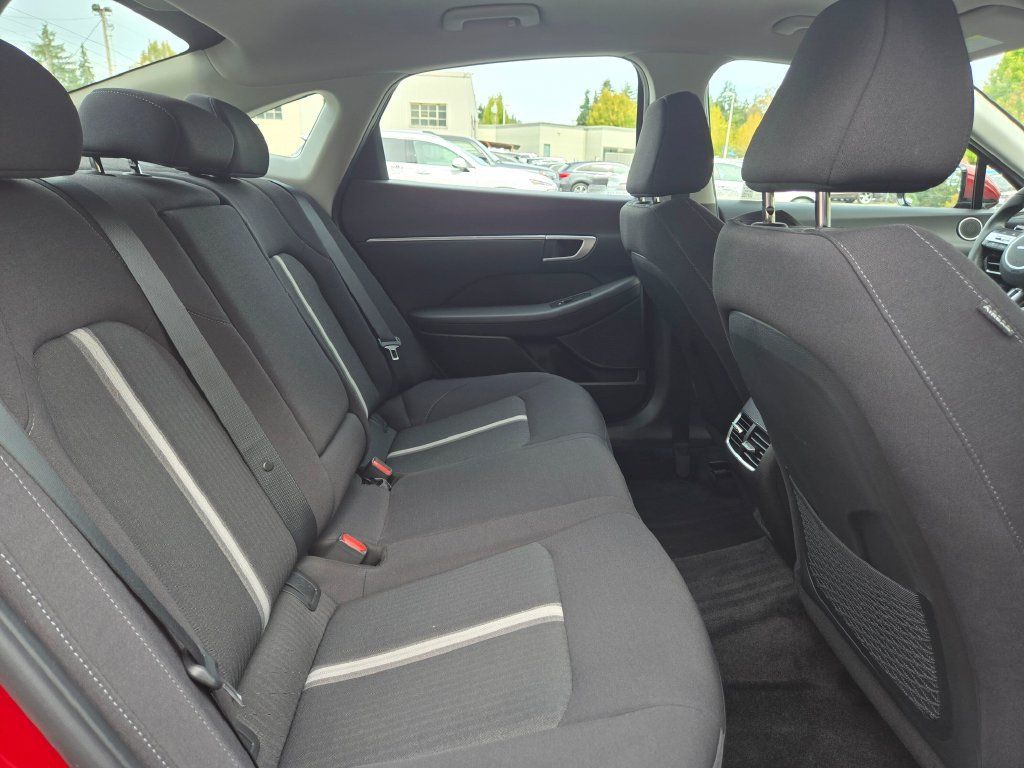 Used 2024 Hyundai Sonata SEL FWD image 12