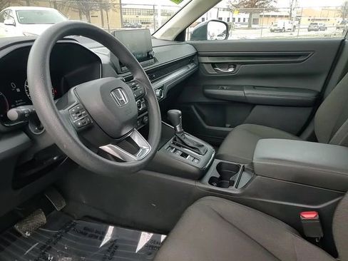 Used 2023 Honda CR-V EX image 9