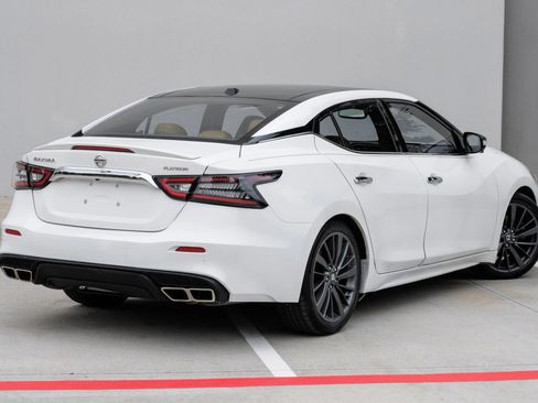 Used 2020 Nissan Maxima Platinum w/ Reserve Package FWD image 4
