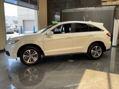 Used 2018 Acura RDX AWD w/ Advance Package image 4