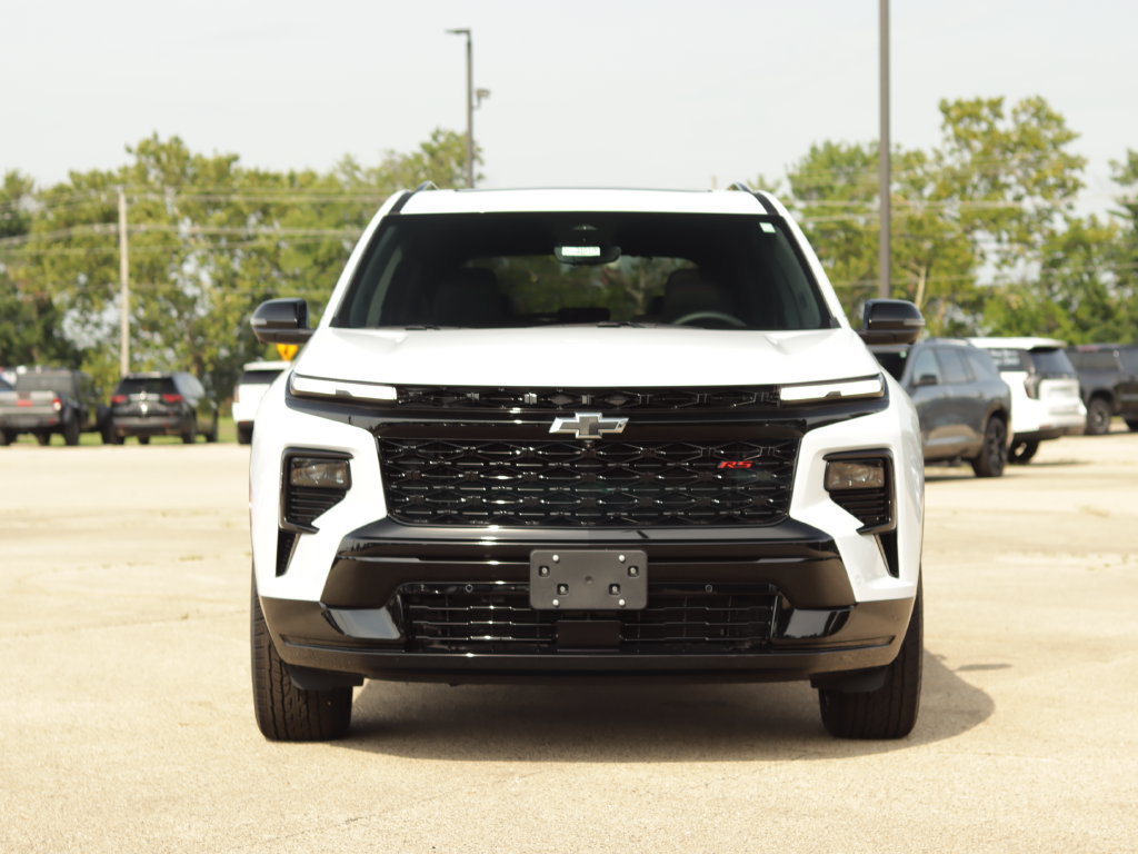 New 2026 Chevrolet Traverse RS w/ LPO, Floor Liner Package AWD/4WD image 2