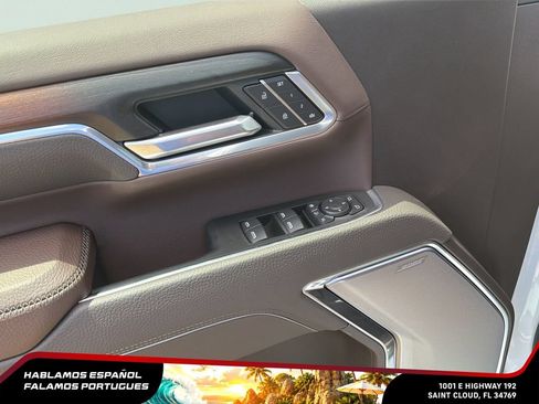 New 2026 GMC Sierra 2500 Denali w/ Denali Reserve Package AWD/4WD image 12