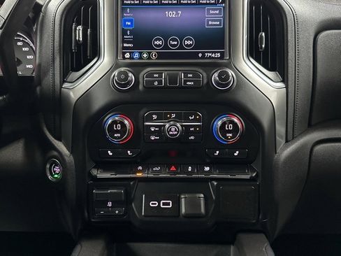 Used 2020 Chevrolet Silverado 1500 RST w/ All-Star Edition image 22