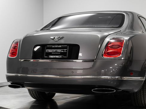 Used 2012 Bentley Mulsanne w/ Premiere Specification Pkg image 87
