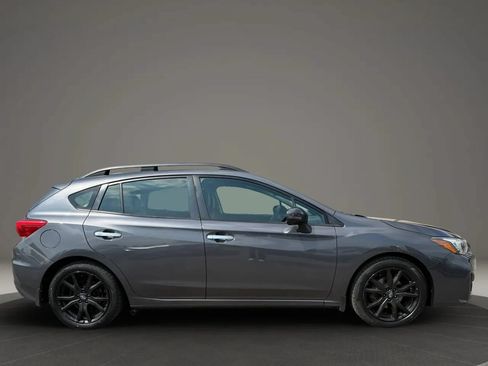 Used 2018 Subaru Impreza 2.0i Limited AWD/4WD image 3