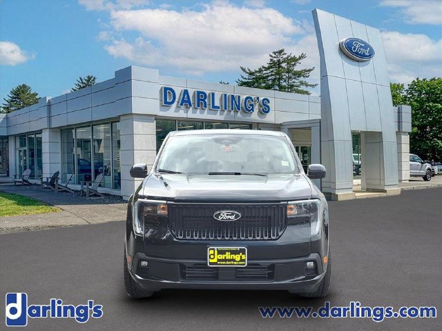 Used 2025 Ford Maverick Lobo AWD/4WD image 2