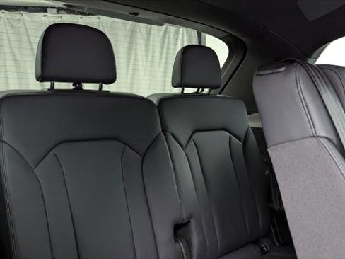 Used 2022 Audi Q7 3.0T Premium Plus image 18
