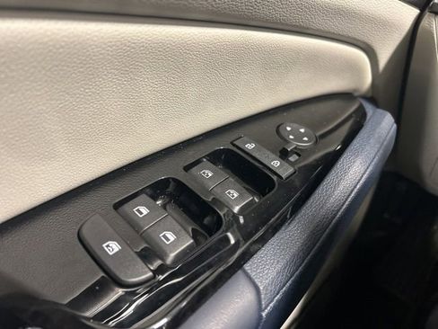 Used 2024 Kia Sportage EX w/ EX Premium Package image 23