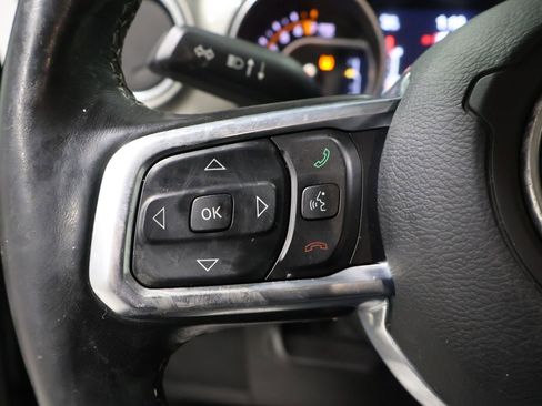 Used 2019 Jeep Wrangler Unlimited Sahara w/ Dual Top Group image 36