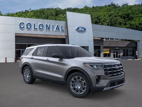 New 2026 Ford Explorer Active w/ Active Comfort Package image 7