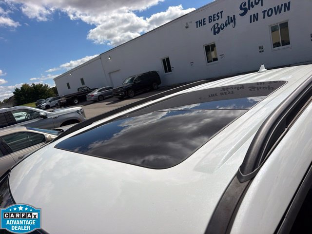 Used 2020 Ford Explorer XLT w/ Equipment Group 202A AWD/4WD image 9
