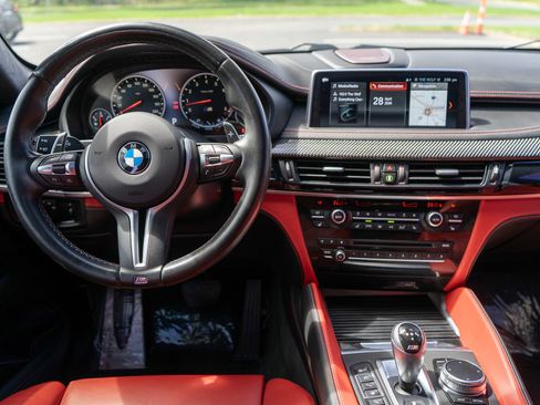 Used 2019 BMW X6 M w/ Executive Package AWD/4WD image 13