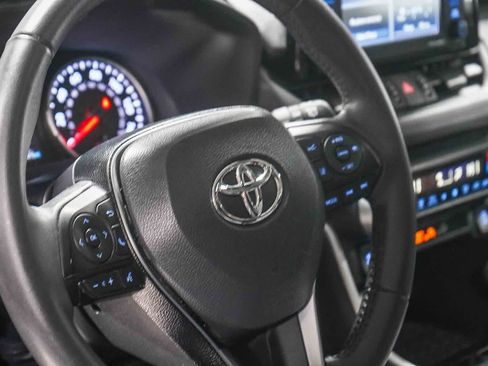 Certified 2021 Toyota RAV4 XLE Premium w/ Carpet Mat Package (TMS) image 21