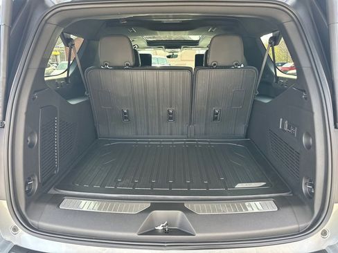 New 2026 GMC Yukon XL AT4 w/ AT4 Premium Plus Package image 19