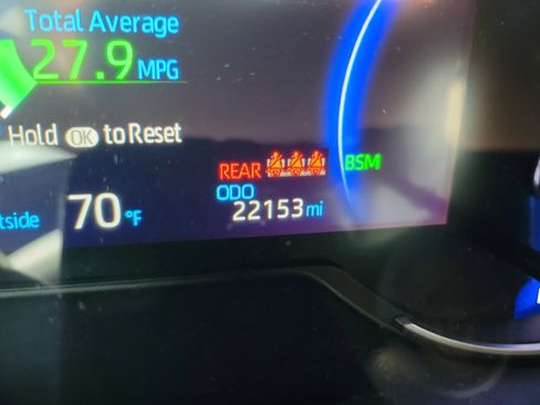 Used 2023 Toyota RAV4 SE image 26