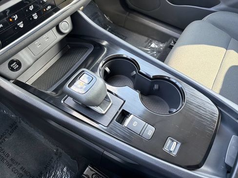 Used 2026 Nissan Rogue S FWD image 7