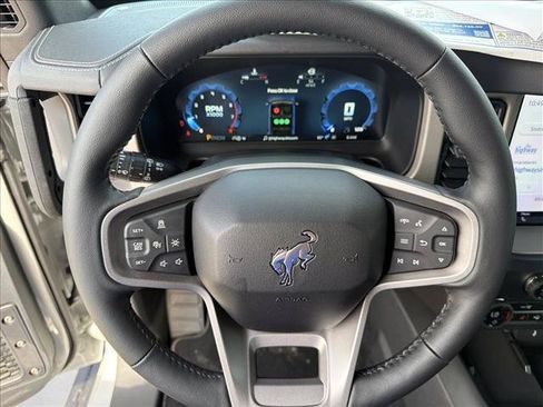 New 2026 Ford Bronco Outer Banks AWD/4WD image 13