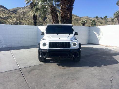Used 2025 Mercedes-Benz G 63 AMG 4MATIC image 2