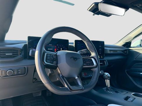 Certified 2024 Ford Mustang Coupe image 10