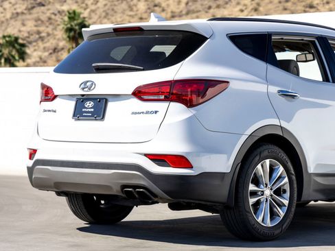 Used 2018 Hyundai Santa Fe Sport 2.0T image 11