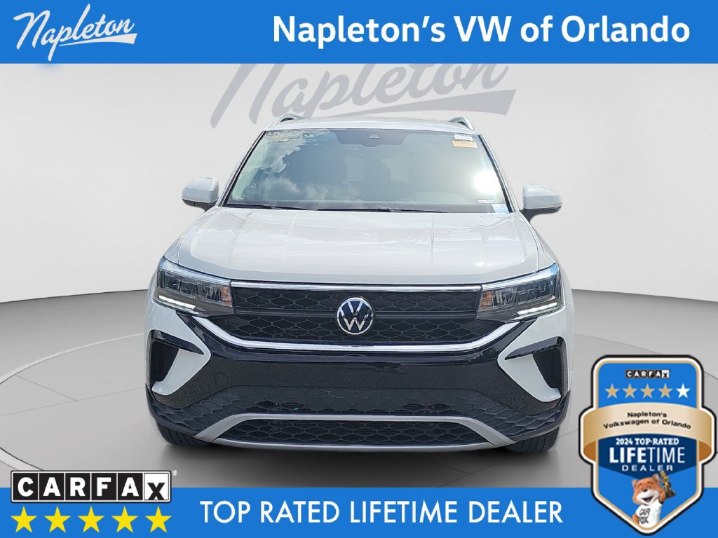 Used 2023 Volkswagen Taos SE FWD image 9