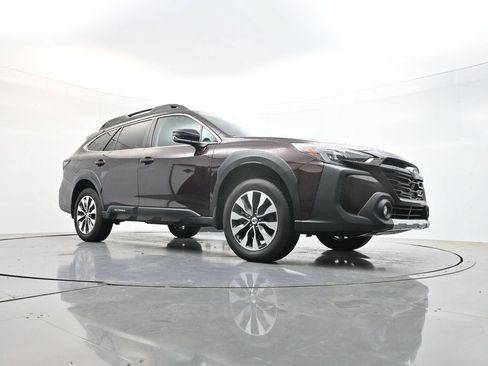 Used 2025 Subaru Outback Limited AWD/4WD image 33