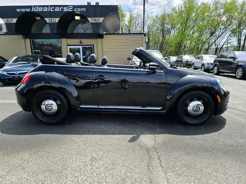 Used 2014 Volkswagen Beetle 2.5 FWD image 3