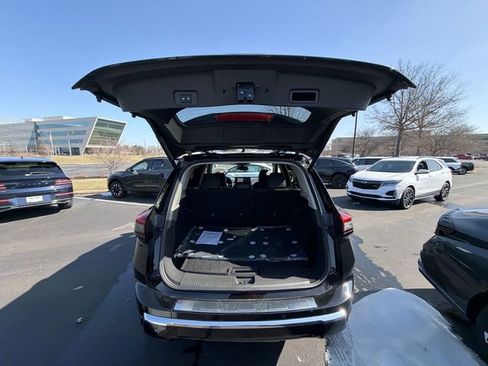 New 2026 Nissan Rogue Platinum w/ Platinum Premium Package image 22