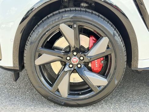 Used 2022 Jaguar F-PACE SVR AWD/4WD image 32
