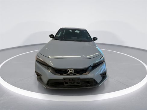 Used 2023 Honda Civic Sport image 3