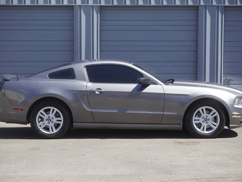 Used 2014 Ford Mustang Coupe w/ Equipment Group 102A RWD image 7
