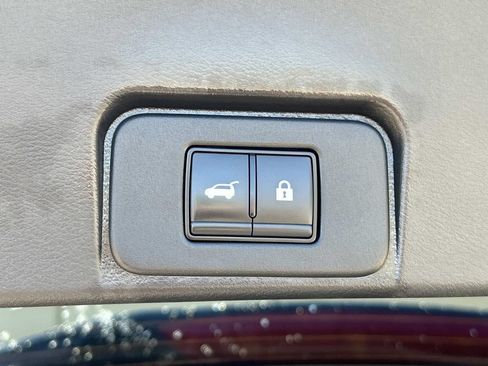 Certified 2023 Nissan Rogue SV w/ SV Premium B Package AWD/4WD image 12