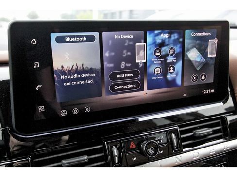 New 2026 Nissan Pathfinder Platinum FWD image 25