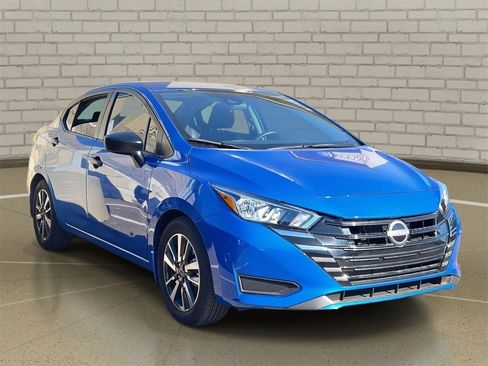 Used 2024 Nissan Versa S w/ S Plus Package image 3