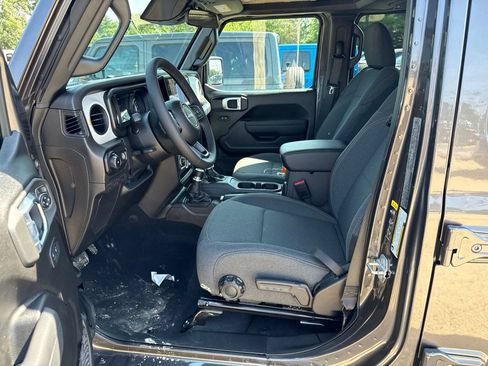 New 2026 Jeep Wrangler Unlimited Sport AWD/4WD image 16