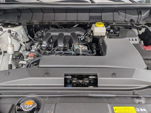 New 2026 Nissan Pathfinder Platinum w/ Accent Package AWD/4WD image 11
