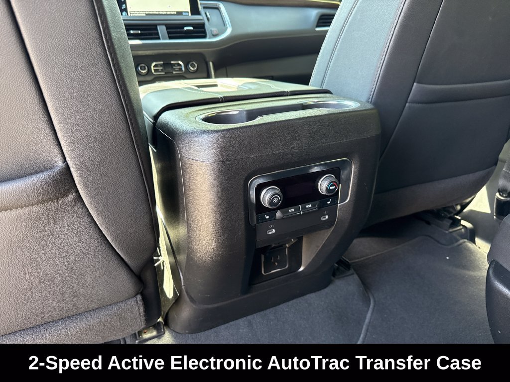 Used 2024 Chevrolet Tahoe Premier w/ Premium Package 2 AWD/4WD image 26