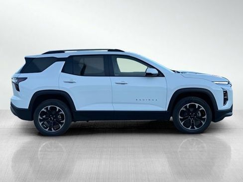 New 2026 Chevrolet Equinox LT w/ Convenience Package II image 4