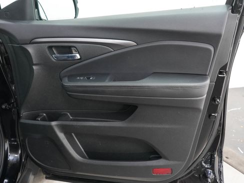 Used 2021 Honda Pilot EX-L image 12