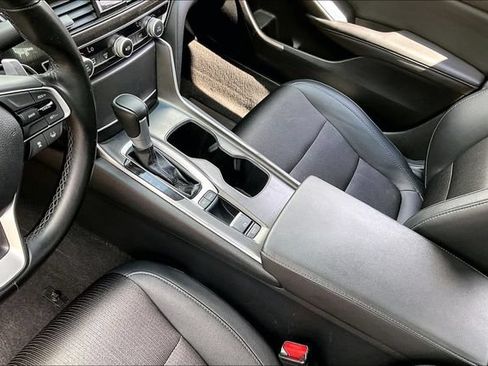 Used 2020 Honda Accord Sport image 16