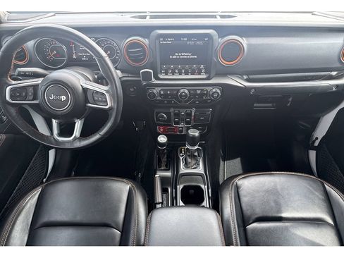 Used 2023 Jeep Gladiator Mojave w/ LED Lighting Group AWD/4WD image 10