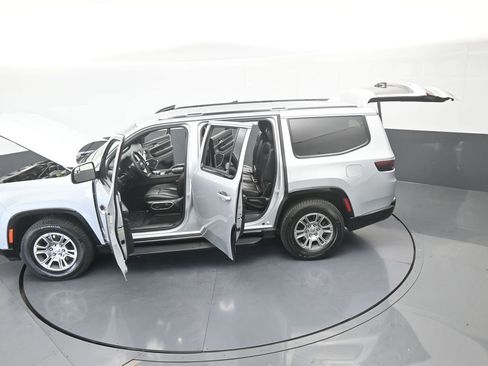 Used 2022 Jeep Wagoneer Series I image 74