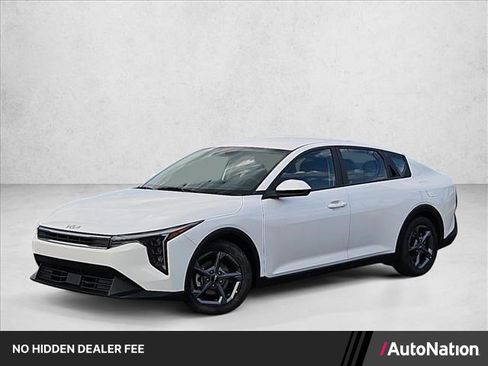 Used 2025 Kia K4 FWD image 1