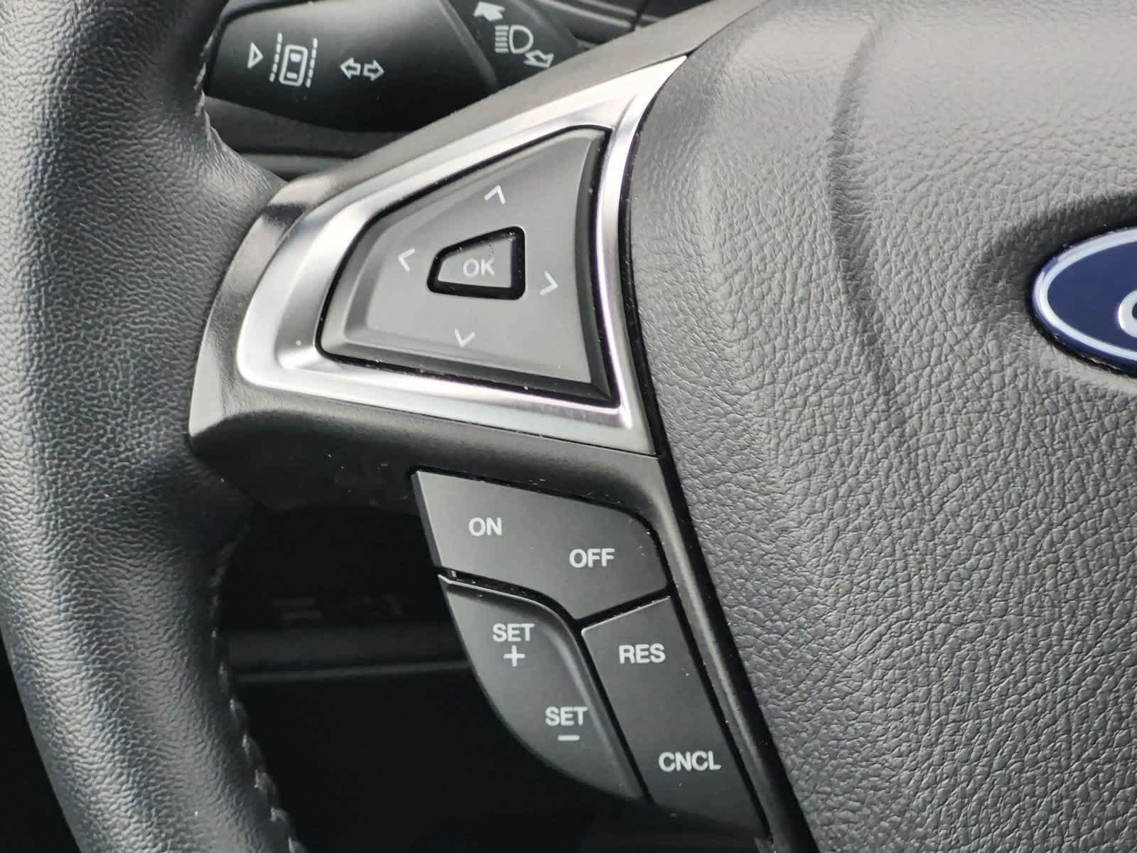 Used 2024 Ford Edge SEL w/ Convenience Package AWD/4WD image 23