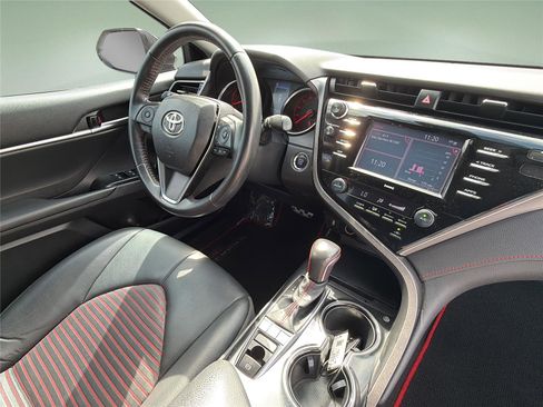 Used 2020 Toyota Camry TRD FWD image 13