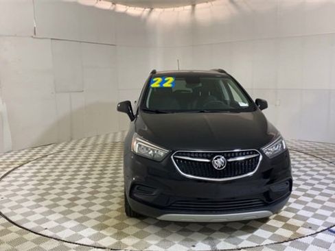 Used 2022 Buick Encore Preferred w/ Safety Package image 3