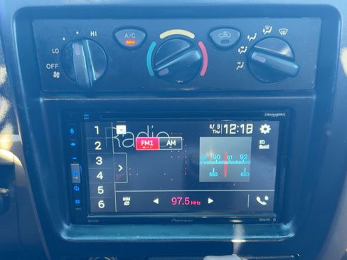 Used 2001 Toyota Tacoma PreRunner image 20