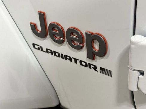 New 2026 Jeep Gladiator Mojave AWD/4WD image 25