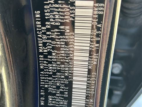 Used 2019 Toyota Corolla L image 10